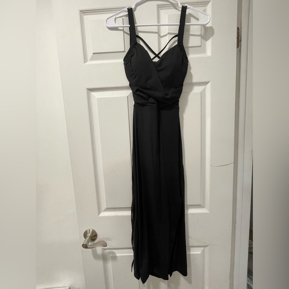 HALARA Black Strappy Maxi Dress